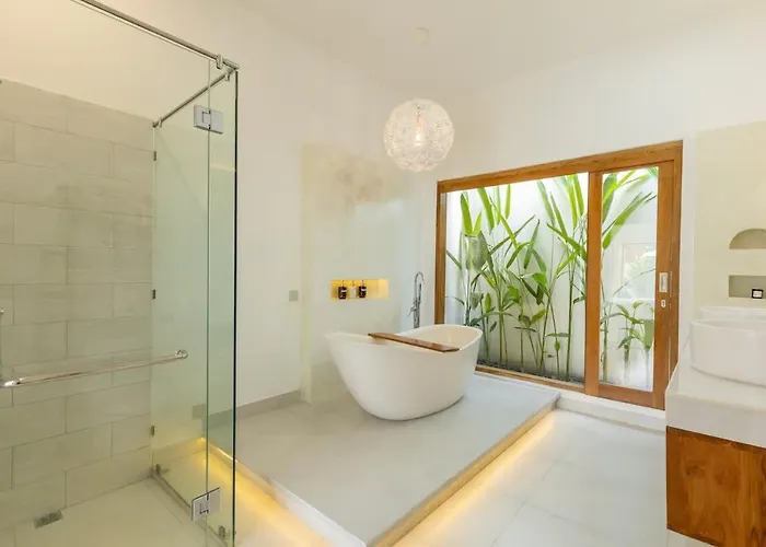 Elegant 1br Private Pool In Heart Of Ferienhaus