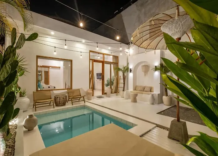 Elegant 1br Private Pool In Heart Of Ferienhaus