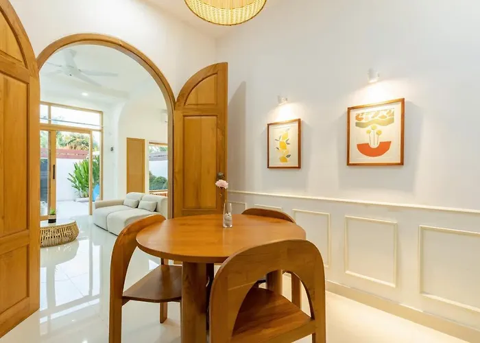 Elegant 1br Private Pool In Heart Of Canggu