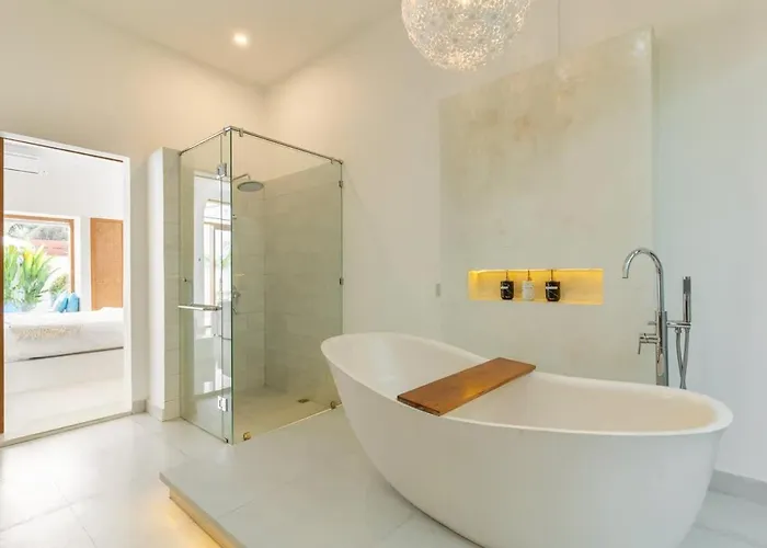 Elegant 1br Private Pool In Heart Of Ferienhaus Canggu